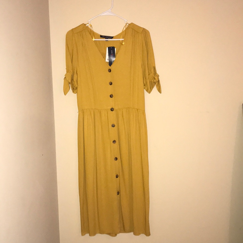 Yellow dress